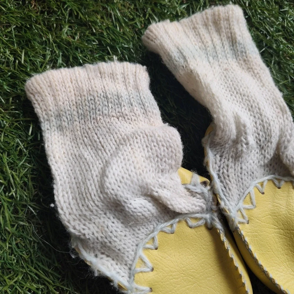 Vintage Leather Baby Toddler Mocassins Socks Blue Yellow Slip On Shoes 2 Pair